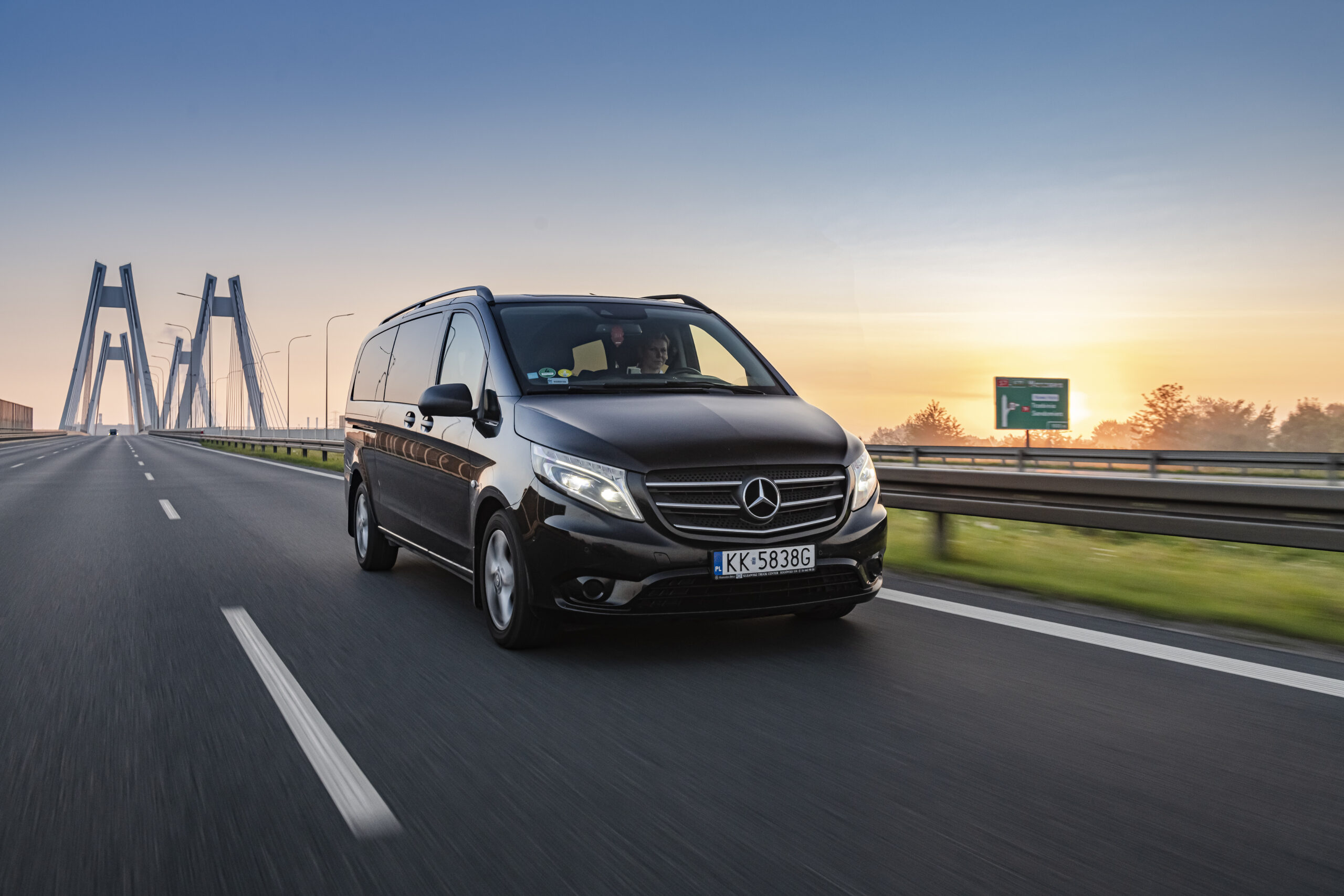 Reliable airport transfers from Warsaw, Katowice, Wrocław, Rzeszów, and cities across Poland. Enjoy safe, comfortable, and punctual transportation tailored to your needs with modern vehicles and professional drivers.
